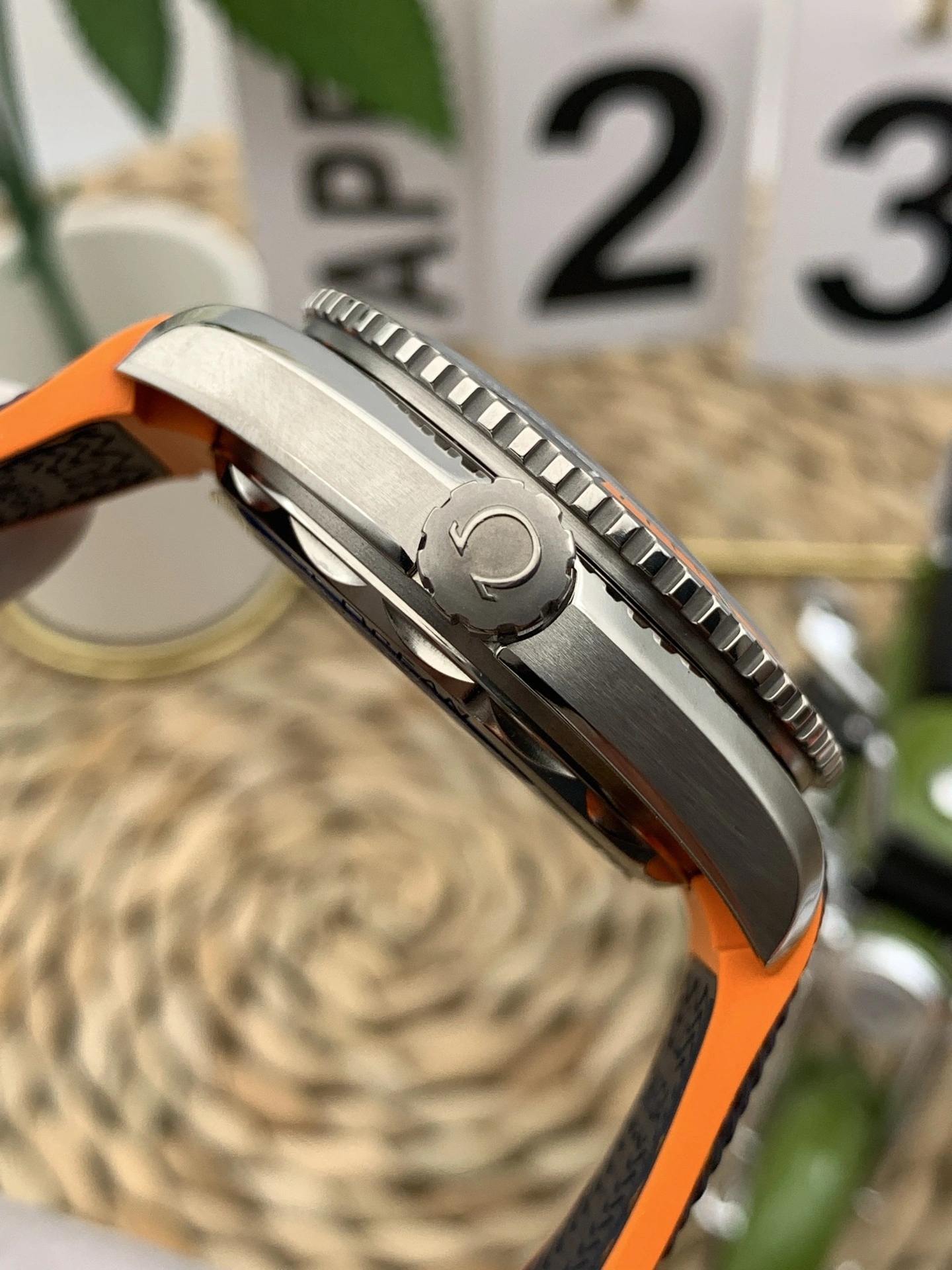 CBD Factory Omega Seamaster Planet Ocean 600M 43.5mm Titanium Grey Dial Orange Bezel (215.92.44.21.99.001) 1:1 Super Clone – DD8900 Movement Flexible 297